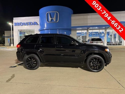 2017 Jeep Grand Cherokee Altitude 4x2 *Ltd Avail*