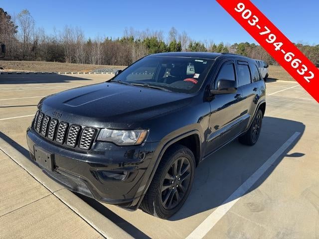 2017 Jeep Grand Cherokee Altitude 4x2 *Ltd Avail*