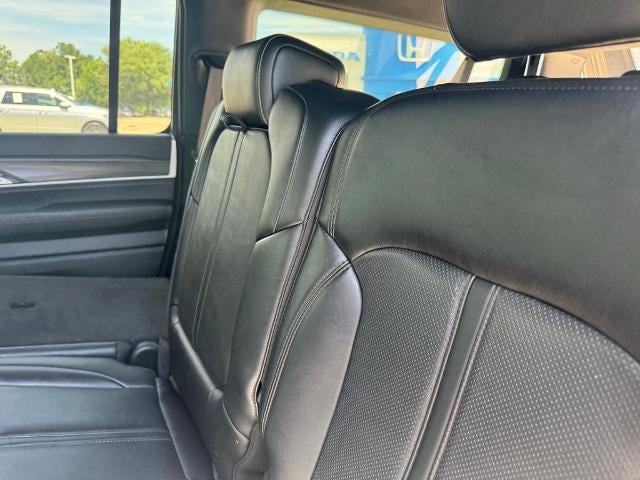 2024 Jeep Wagoneer L Series II 4x2 *Ltd Avail*