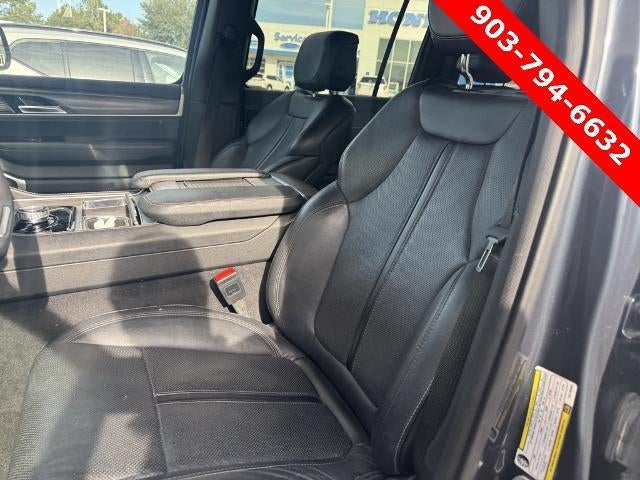 2024 Jeep Wagoneer L Series II 4x2 *Ltd Avail*