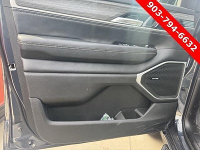 2024 Jeep Wagoneer L Series II 4x2 *Ltd Avail*