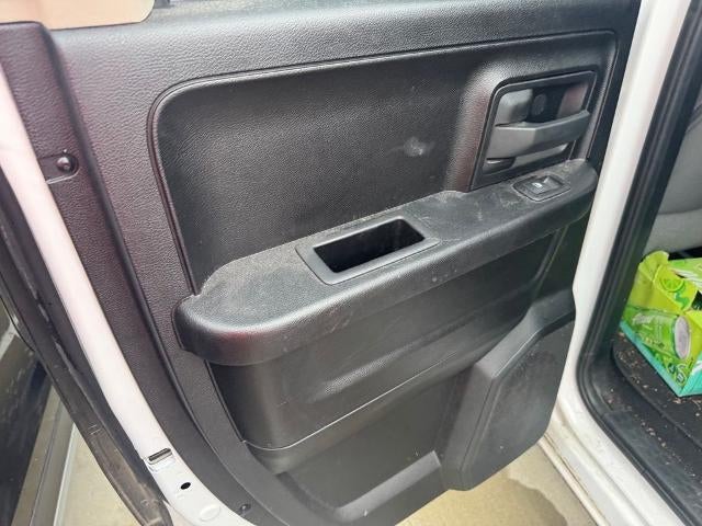 2015 RAM 1500 2WD Quad Cab 6.4 Ft Box Express