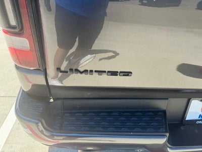 2022 RAM 1500 Limited 4x4 Crew Cab 5'7" Box