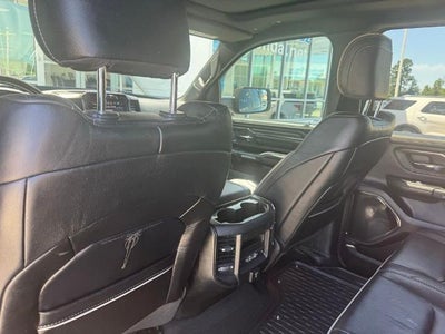 2022 RAM 1500 Limited 4x4 Crew Cab 5'7" Box