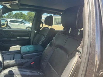2022 RAM 1500 Limited 4x4 Crew Cab 5'7" Box