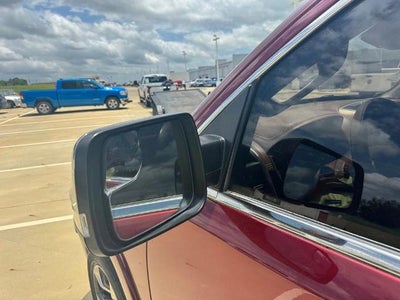 2022 RAM 1500 Laramie 4x4 Crew Cab 5'7" Box