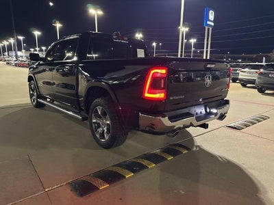 2022 RAM 1500 Laramie 4x4 Crew Cab 5'7" Box