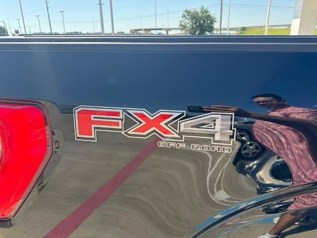 2023 Ford F-150 LARIAT 4WD SuperCrew 5.5' Box