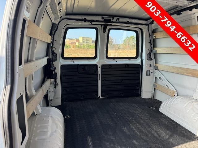 2023 Chevrolet Express Cargo Van 2500 Regular Wheelbase Rear-Wheel Drive
