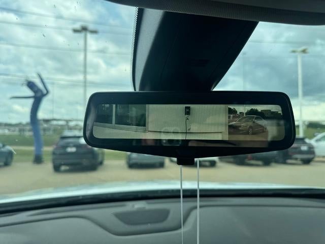 2020 Chevrolet Traverse FWD 2LT