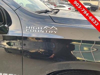 2024 Chevrolet Suburban 4WD High Country