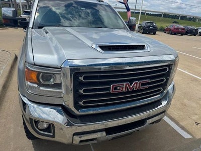 2019 GMC Sierra 2500 HD Crew Cab Standard Box 4-Wheel Drive SLT