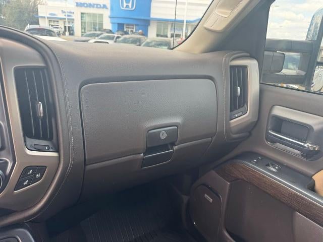 2019 GMC Sierra 3500HD Crew Cab Long Box 4-Wheel Drive Denali