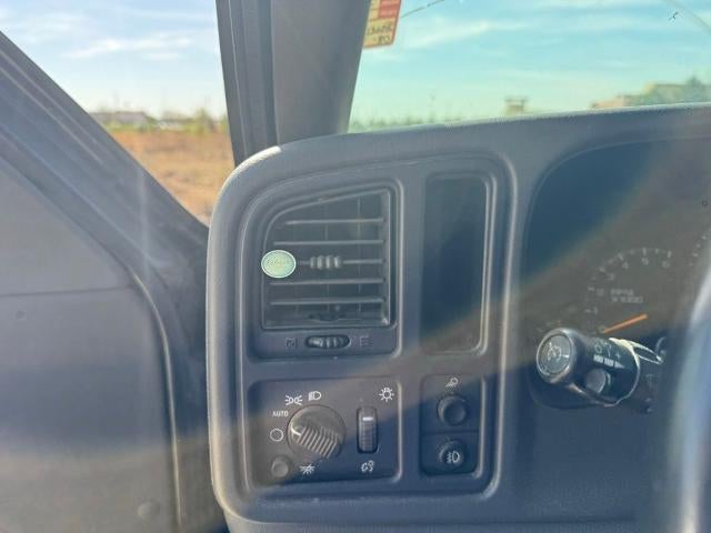 2004 GMC Sierra 2500 Crew Cab SLE