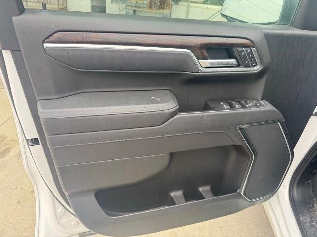 2025 GMC Sierra 1500 Crew Cab Short Box 2-Wheel Drive SLT