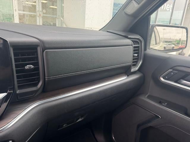 2025 GMC Sierra 1500 Crew Cab Short Box 2-Wheel Drive SLT