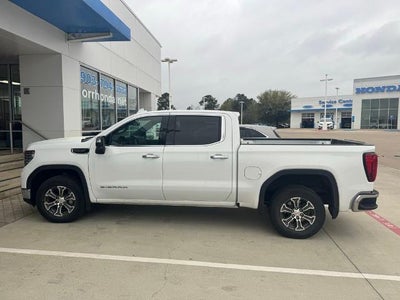 2025 GMC Sierra 1500 Crew Cab Short Box 2-Wheel Drive SLT