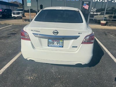 2013 Nissan Altima 4dr Sdn I4 2.5 SV