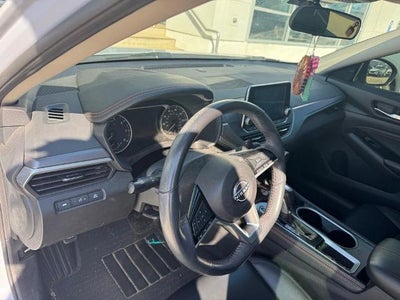 2023 Nissan Altima 2.5 SR Sedan