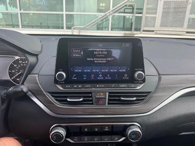 2025 Nissan Altima SV FWD