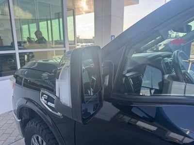 2017 Nissan Titan XD 4x4 Diesel Crew Cab Platinum Reserve