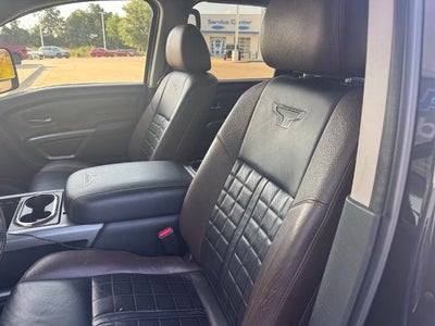 2017 Nissan Titan XD 4x4 Diesel Crew Cab Platinum Reserve