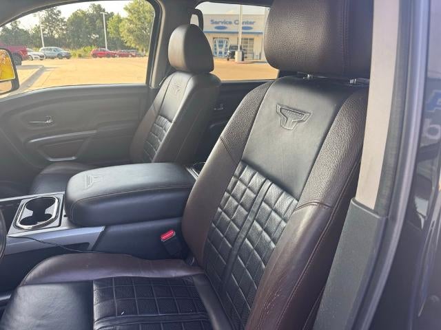 2017 Nissan Titan XD 4x4 Diesel Crew Cab Platinum Reserve