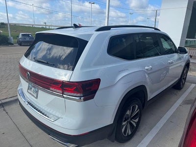 2024 Volkswagen Atlas 2.0T SE FWD