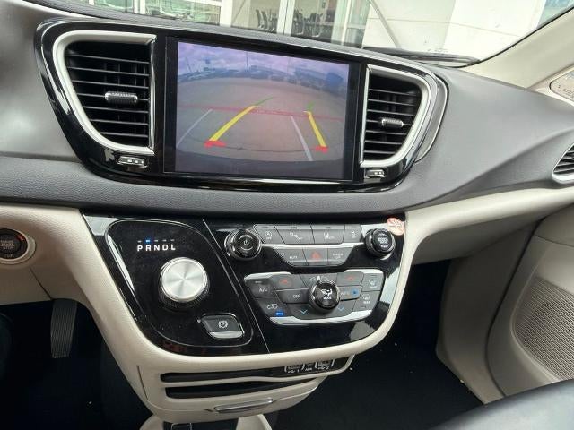 2024 Chrysler Pacifica Touring L FWD