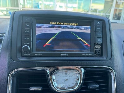 2014 Chrysler Town & Country 4dr Wgn Touring-L