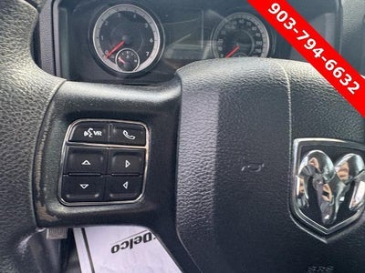 2022 RAM 1500 Classic Tradesman 4x4 Crew Cab 5'7" Box