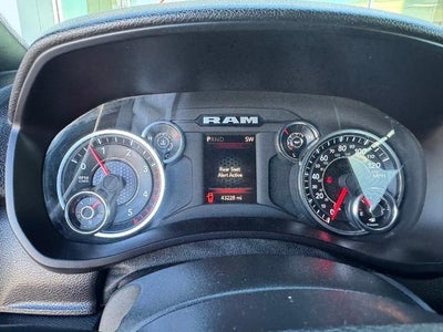 2024 RAM 2500 Big Horn 4x4 Crew Cab 6'4" Box