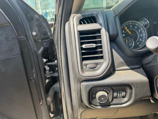 2019 RAM 2500 Tradesman 4x4 Crew Cab 8' Box