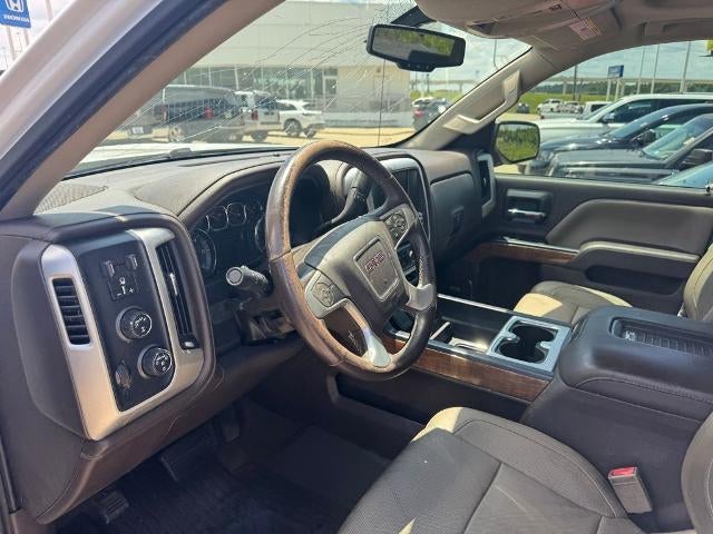 2017 GMC Sierra 1500 Crew Cab Short Box 4-Wheel Drive SLT
