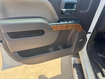 2017 GMC Sierra 1500 Crew Cab Short Box 4-Wheel Drive SLT
