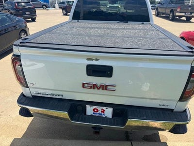 2017 GMC Sierra 1500 Crew Cab Short Box 4-Wheel Drive SLT