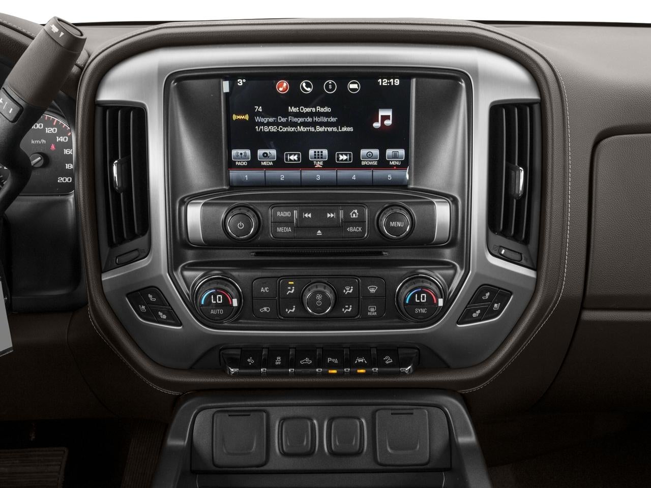 2017 GMC Sierra 1500 Crew Cab Short Box 4-Wheel Drive Denali