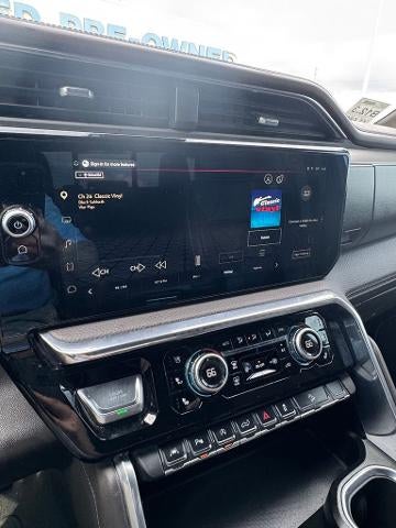 2025 GMC Sierra 1500 Crew Cab Short Box 4-Wheel Drive Denali