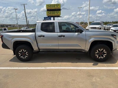 2024 Toyota Tacoma 2WD 2WD SR Double Cab 5' Bed AT (GS)