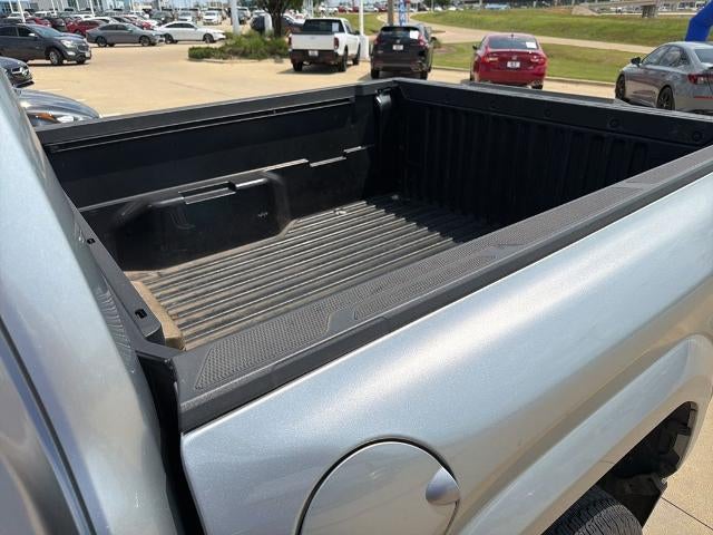 2024 Toyota Tacoma 2WD 2WD SR Double Cab 5' Bed AT (GS)