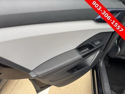 2024 Volkswagen Taos SE FWD