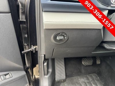 2024 Volkswagen Taos SE FWD