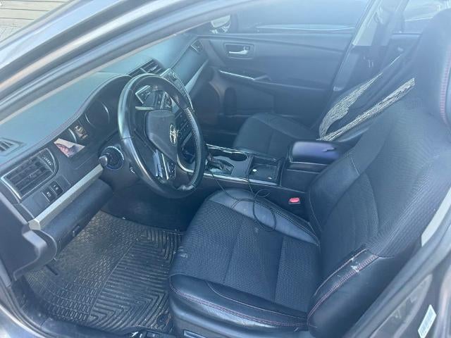 2017 Toyota Camry SE Auto (SE)