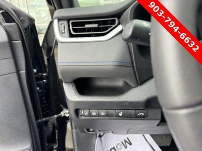 2023 Toyota RAV4 Hybrid SE AWD (Natl)