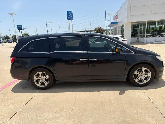 2012 Honda Odyssey Touring Elite with DVD Rear Entertainment System and Navigation