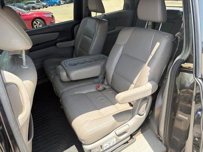 2012 Honda Odyssey Touring Elite with DVD Rear Entertainment System and Navigation
