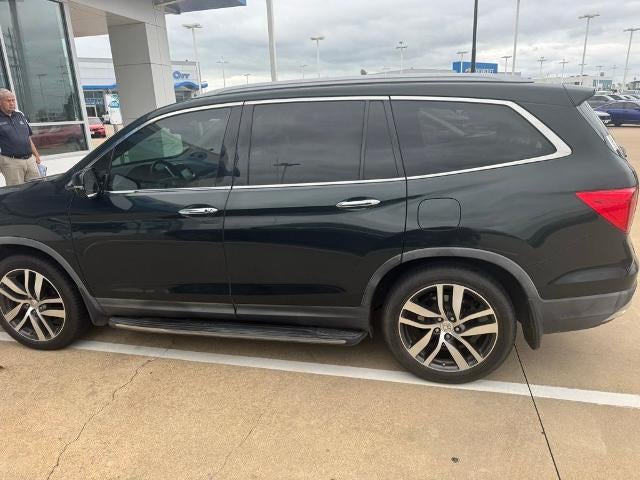 2017 Honda Pilot Touring AWD