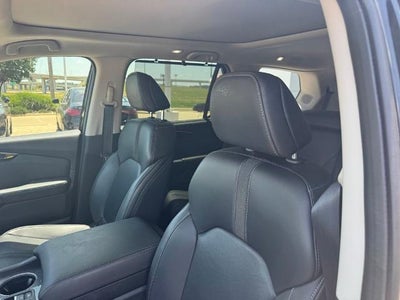 2023 Honda Pilot Touring 2WD