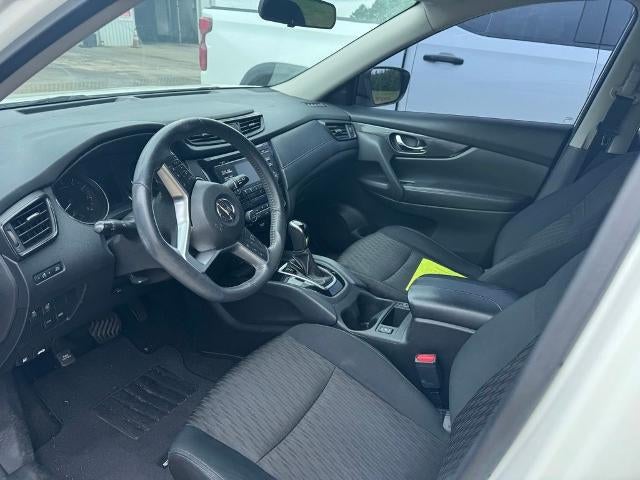 2017 Nissan Rogue FWD SV