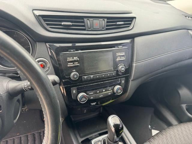 2017 Nissan Rogue FWD SV